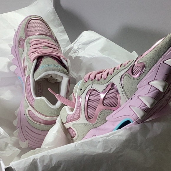 Balmain
B-East leather low-top sneakers - Picture 12 of 16